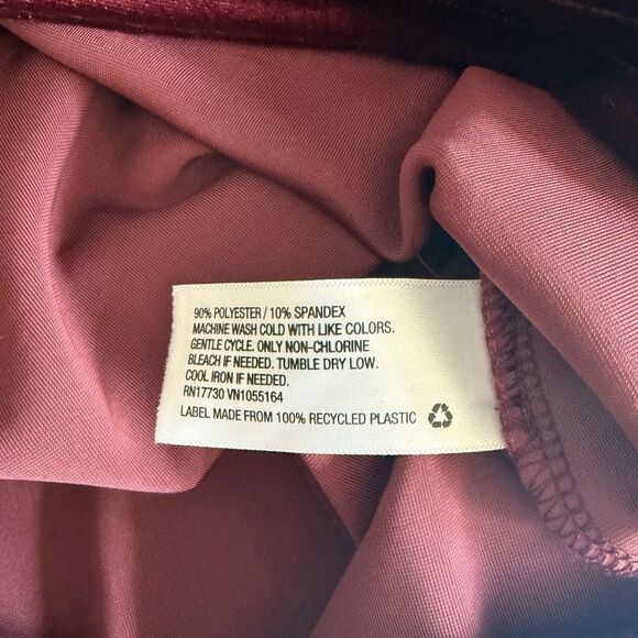 A New Day Faux Velvet Small Brand New With Tags Non Smoking - Picture 9 of 9